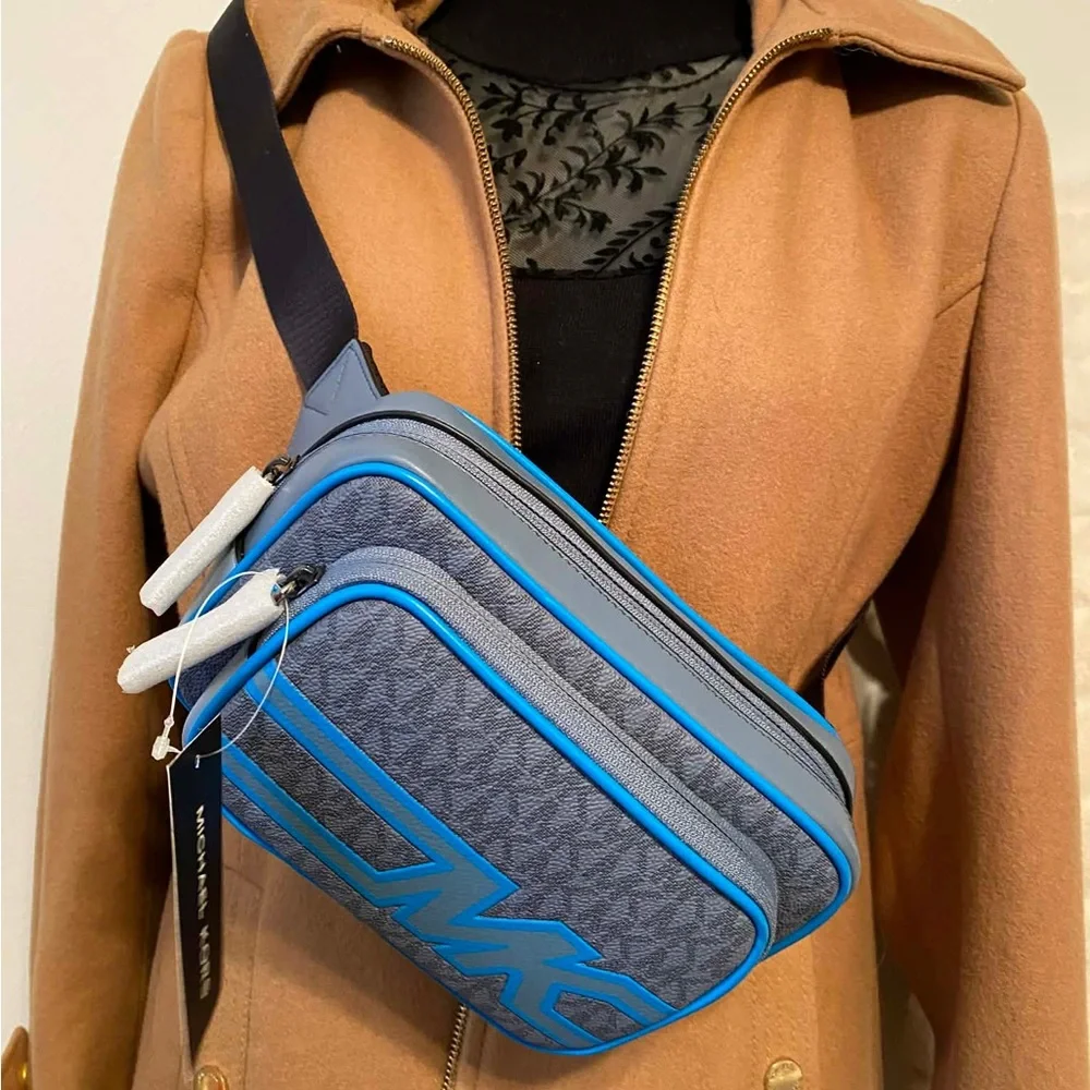 ✨🆕✨Brand New Michael Kors Cooper Double Zip Belt Bag